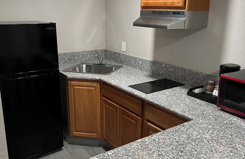 Greenacres Apartamento | Studio Apartment - King Bed
