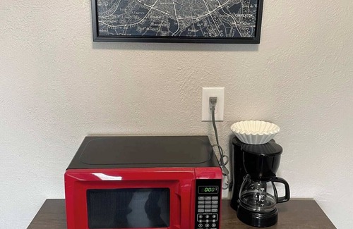 University Heights Apartamento | Modern style stay in downtown Albuquerque