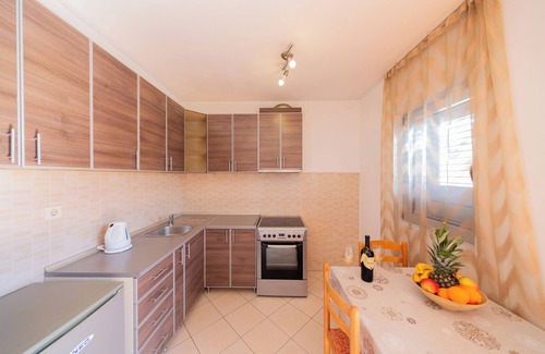 Maini Apartamento | Studio Apt for 3 w/ Balcony – Walking Distance to Beach No. 3