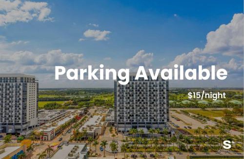 Doral Hotel | Studio Apt in Downtown Doral - Skyline View