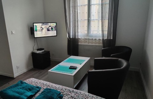 Montargis Apartamento | Studio Bis Proche centre ville et Canal à Montargis