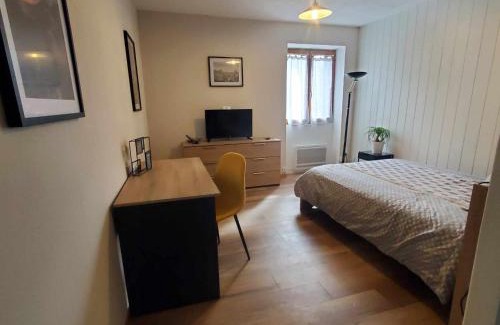 Le Creusot Apartamento | Studio bleu tout équipé avec wifi