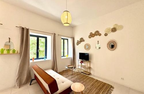 Quartier Administrations Apartamento | Studio Boho, 4 personnes Nîmes, Lit 160 + CLIM