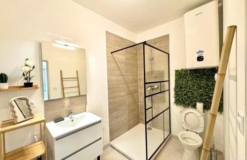 Quartier Administrations Apartamento | Studio Boho, 4 personnes Nîmes, Lit 160 + CLIM