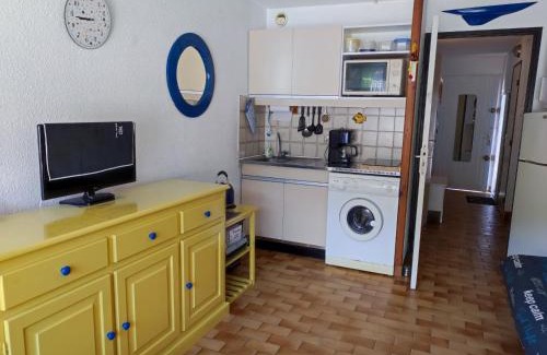 Argeles Plage Apartamento | Studio Cabine 4 Pers. avec Wifi, Piscine, Parking à 500m de la Plage d'Argelès - FR-1-776-54