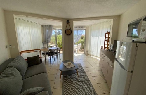 Le Barcares Apartamento | Studio Cabine 4 Pers avec Terrasse, Face Mer, Accès Direct Plage, Proche Commerces et Parc Aqualand - FR-1-81-600