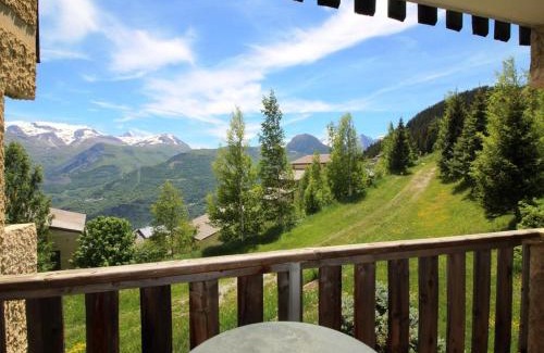 Auris Apartamento | Studio cabine au pied des pistes avec balcon et parking gratuit, proche commerces - Auris en Oisans - FR-1-297-69