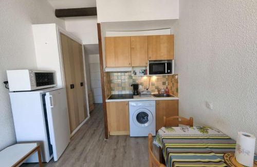 Vebron Apartamento | Studio cabine avec terrasse, piscine, parking sécurisé, proche plage et port - FR-1-607-47