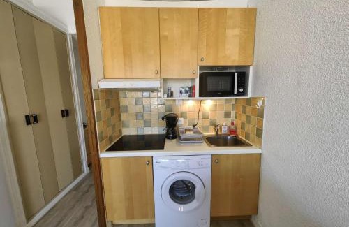 Vebron Apartamento | Studio cabine avec terrasse, piscine, parking sécurisé, proche plage et port - FR-1-607-47