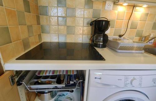 Vebron Apartamento | Studio cabine avec terrasse, piscine, parking sécurisé, proche plage et port - FR-1-607-47