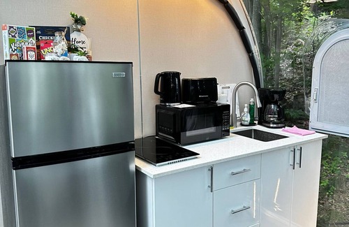 Parry Sound Apartamento | Studio Capsule House in Parry Sound #32