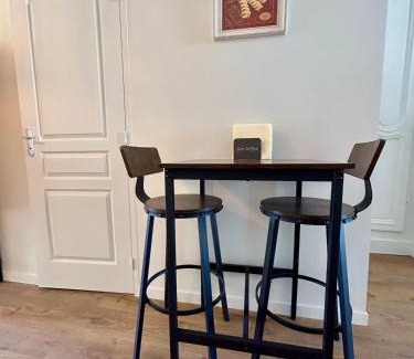 Mortagne-au-Perche Apartamento | Studio centre-ville entièrement rénové