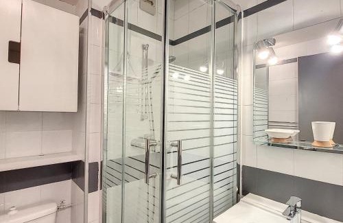 La Toussuire Apartamento | Studio cosy à 30m des pistes, cœur de station, bien équipé pour 4 personnes - FR-1-416-185