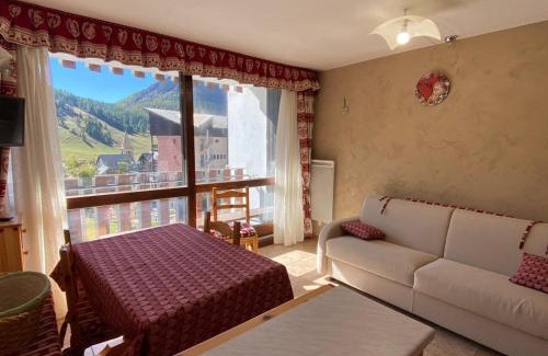 Montgenevre Apartamento | Studio cosy 4 pers, plein sud, balcon, parking privé, proche pistes et commerces - FR-1-445-181