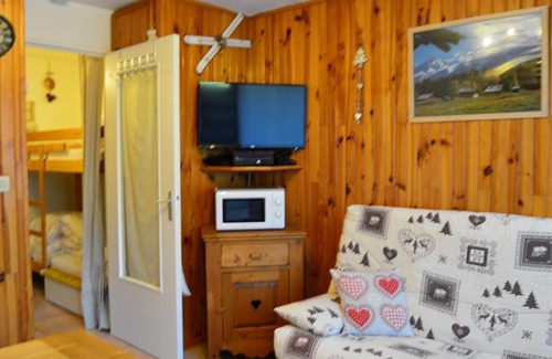 Cohennoz Apartamento | Studio cosy 4 pers, rez-de-chaussée, bien équipé, Crest-Voland, proche pistes, parking inclus - FR-1-733-109