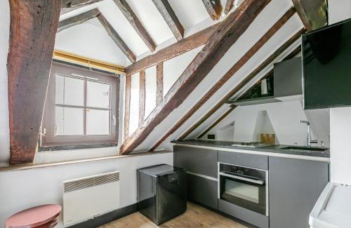Saint-Thomas-d'Aquin Apartamento | Studio cosy pour 2 au cœur de Paris