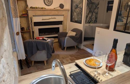 Beaumont Casa | Studio cosy & ses troglos "Chez Evariste"