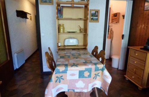 Le Chinaillon Apartamento | Studio cosy ski aux pieds avec balcon, garage, et 300m des commerces (4 pers, 27m²) - FR-1-458-105