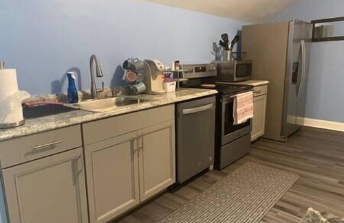East Ocean View Apartamento | Studio couple a few blocks from the beach!