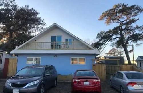 East Ocean View Apartamento | Studio couple a few blocks from the beach!