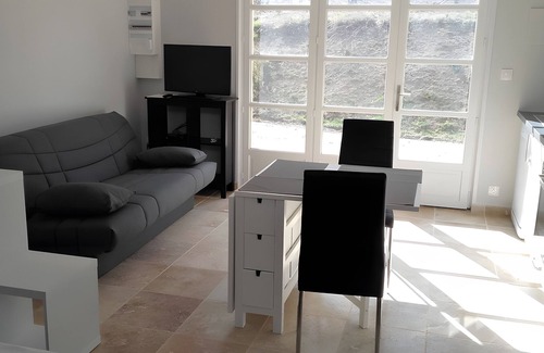 Ternand Apartamento | Estudio 'Domaine De La Chambarde' con vistas a la montaña, Wi-Fi y aire acondicionado