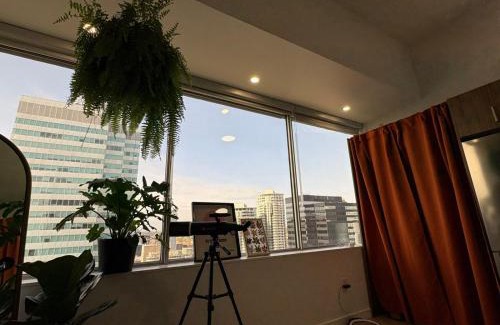 Downtown Edmonton Apartamento | Studio Downtown , Rodgers Views, AC, Heated Free Underground Parking