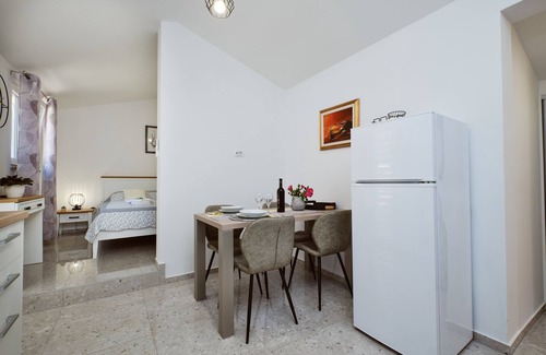 Martinscica Apartamento | Apartamento-estudio en la playa Martinscica, Cres (AS-22582-a)