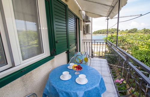 Sucuraj Apartamento | Apartamento-estudio en la playa Sucuraj, Hvar (AS-566-a)