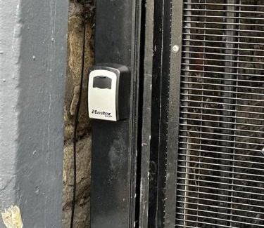 Merthyr Tydfil Apartamento | Studio Flat Twin - Town Centre