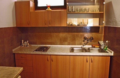 Postira Apartamento | Apartamento-estudio con una terraza Postira, Brac (AS-9241-a)