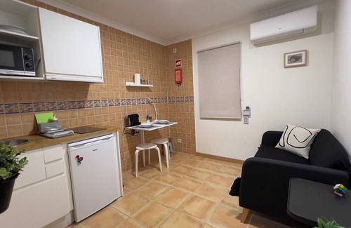 Olhao Apartamento | Estudio para dos huéspedes con patio/terraza, aire acondicionado y wifi