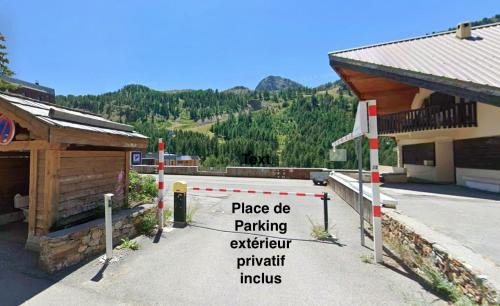 Isola Apartamento | Studio Front de neige Parking inclus - Galerie marchande Isola 2000