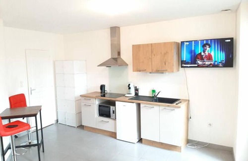 Castres Apartamento | studio hyper-centre confortable acces boite a clee