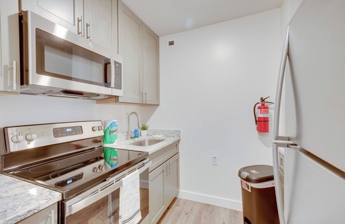 Gadsden Apartamento | Studio in Gadsden ~ 10 Mi to the Coosa River!