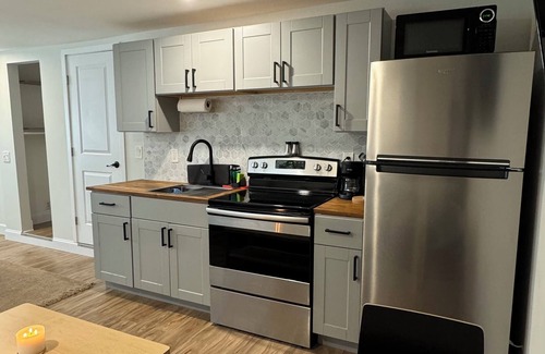 South Tacoma Apartamento | Studio in Tacoma-Private entrance.