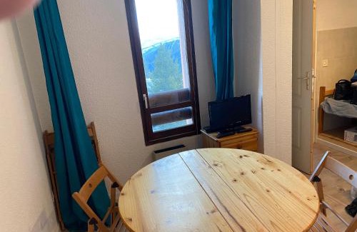 Pra Loup Apartamento | Studio Les Marmottes Bleues PRALOUP 1500