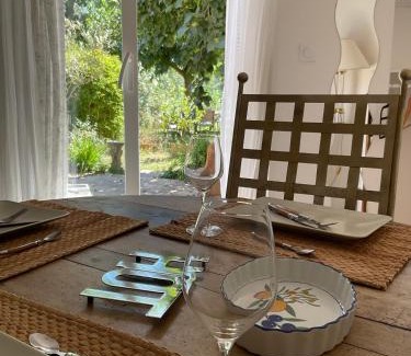 Villeneuve-les-Avignon Apartamento | Studio lumineux