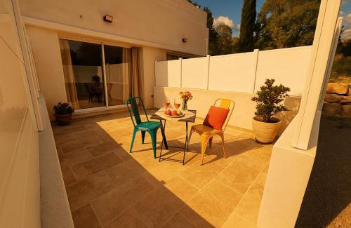 Trans-en-Provence Apartamento | Studio Luna Confort et proximité du Roc d Azur 2025