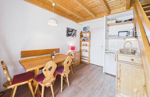 La Rosiere Apartamento | Studio mezzanine au pied des pistes avec balcon, idéal pour 4-6 personnes - FR-1-398-552