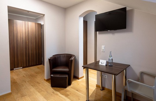 Weststadt Casa | Studio mit Eigener Voll Ausgestatteter Kochnische
