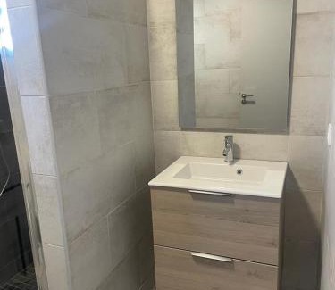 Bois de Nefles Apartamento | Studio moderne indépendant