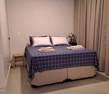 Alto Ribeirao Apartamento | Studio moderno e bem equipado próximo à praia