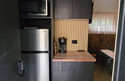 Wellston Apartamento | Studio Near Tippy Dam & Lake Michigan - Janix Escapes