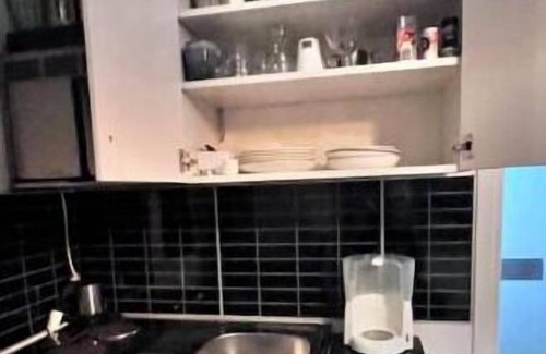 Liljeholmen - Hagersten Apartamento | Studio/Office Near STHLM city center,WC NO SH0WER
