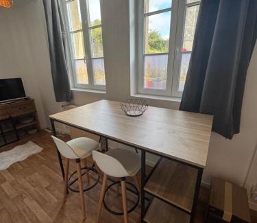 Mayenne Apartamento | Studio Pensée - Proche centre ville