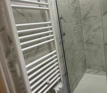 Pierrefitte-sur-Seine Apartamento | Studio plus proche metro 13