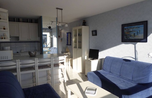 Arzon Apartamento | Studio Port du Crouesty residence with swimming pool