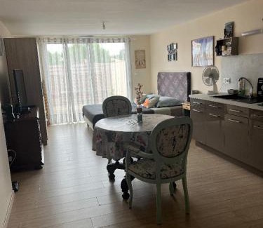 Tonnay-Charente Apartamento | Studio pour 2 personnes à Tonnay Charente
