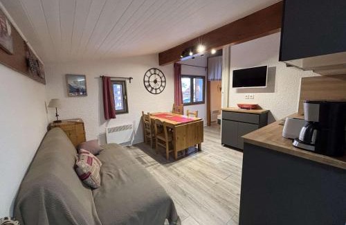 Jeux Apartamento | Studio pour 4 pers. au cœur de L'Alpe d'Huez, proche télécentre, animaux acceptés - FR-1-405-103