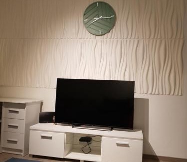 Postel Apartamento | Studio Quartier Louise Calme